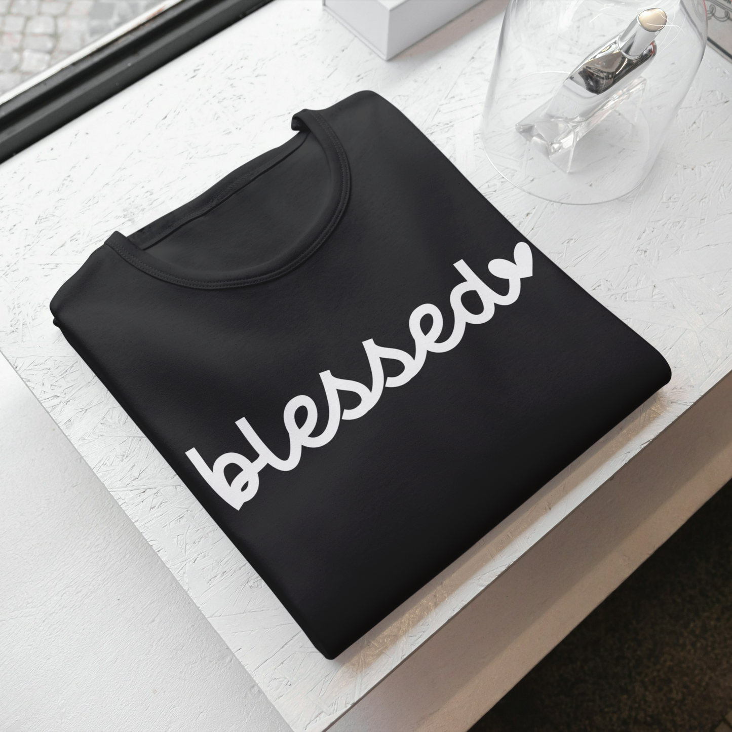 Black (True)